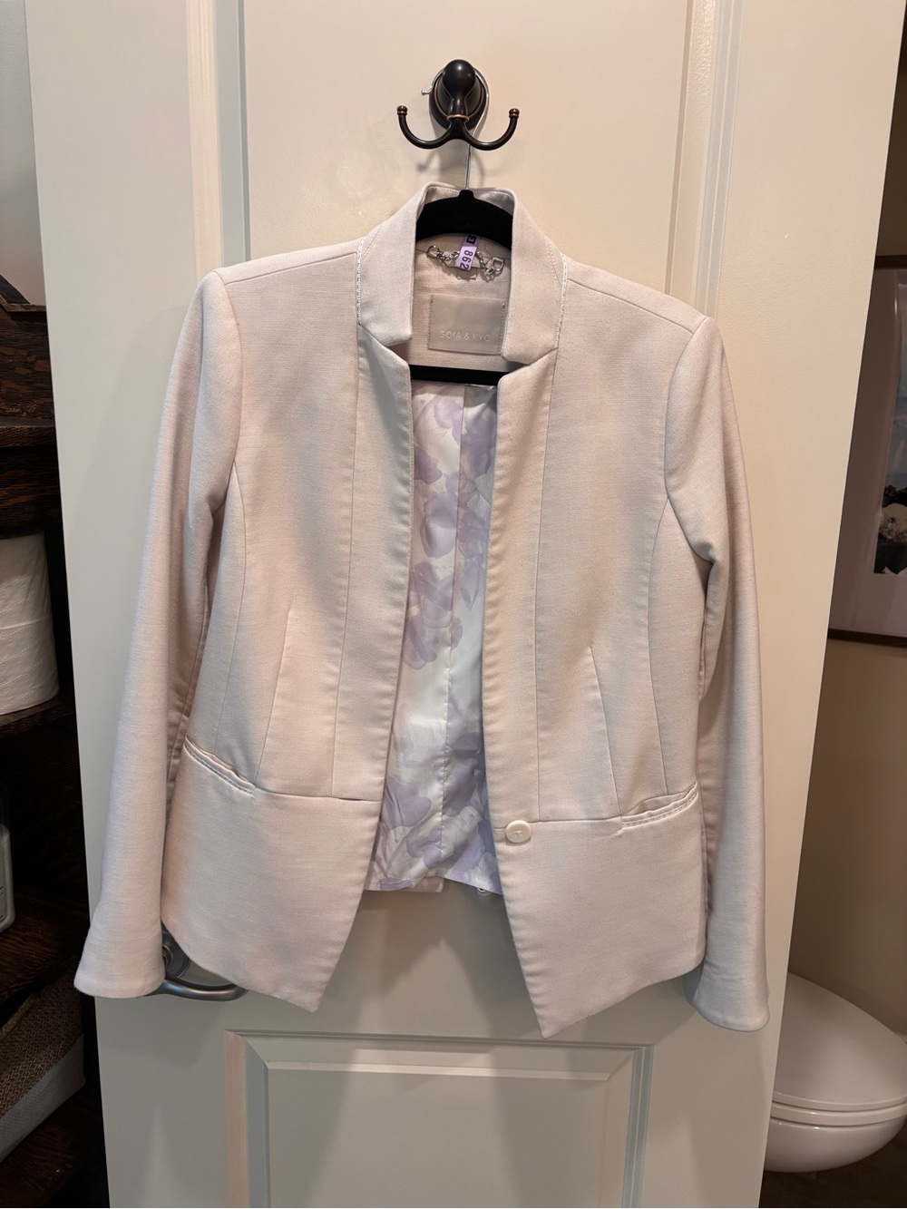 Soia & Kyo Women's Cream Open-Front Blazer